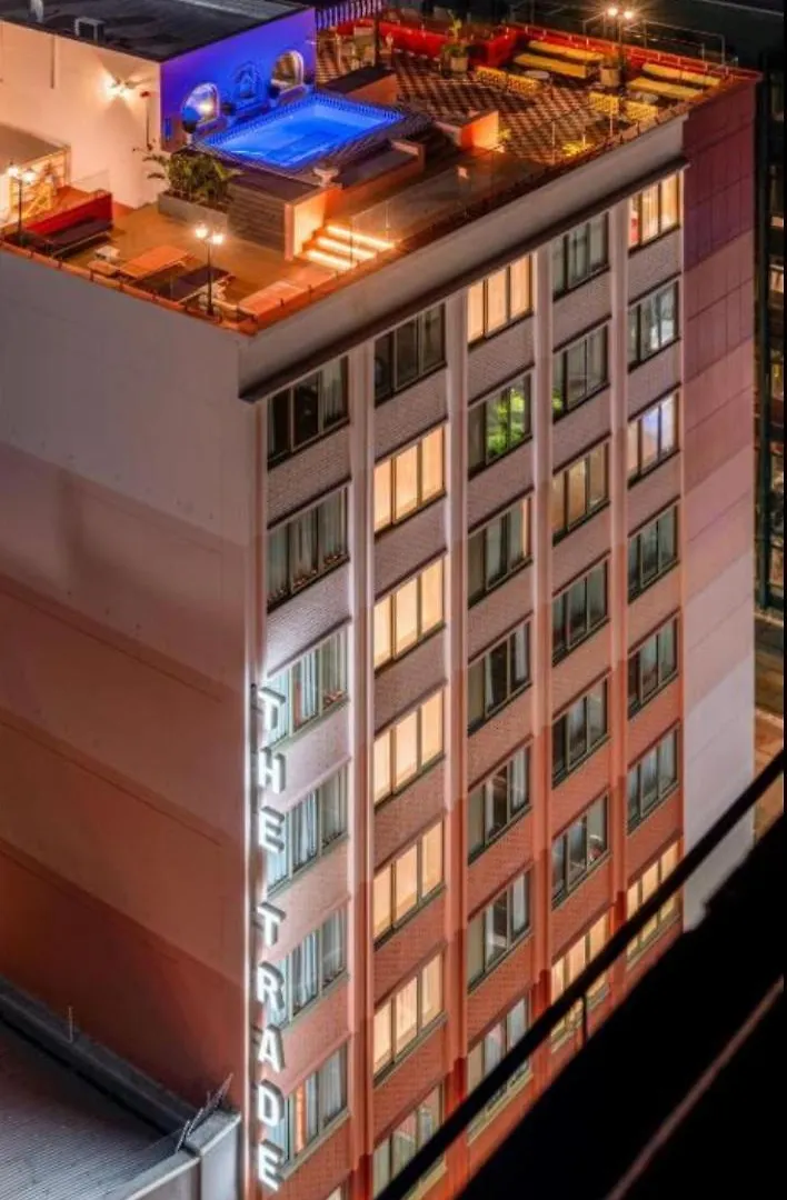 Balcony Suite At The Trade Hotel Kapstadt